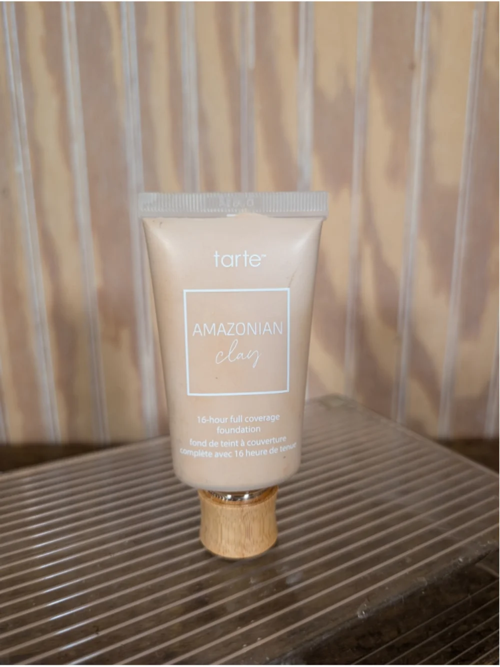 Women's Tarte Amazonian Clay 16 Hour Foundation Light Beige 50mL / 1.7 fl oz